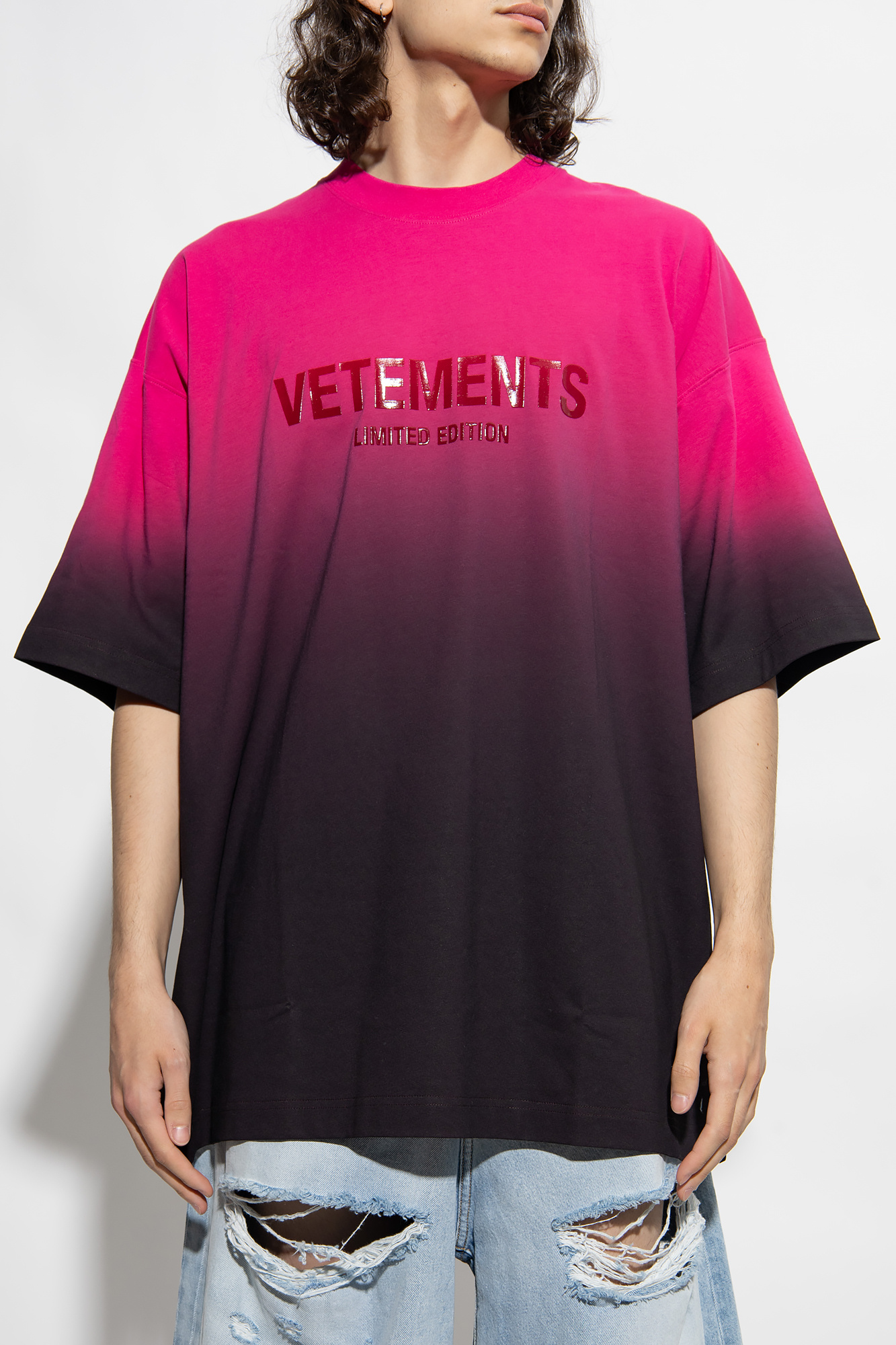 VETEMENTS Logo T-shirt | Men's Clothing | Vitkac